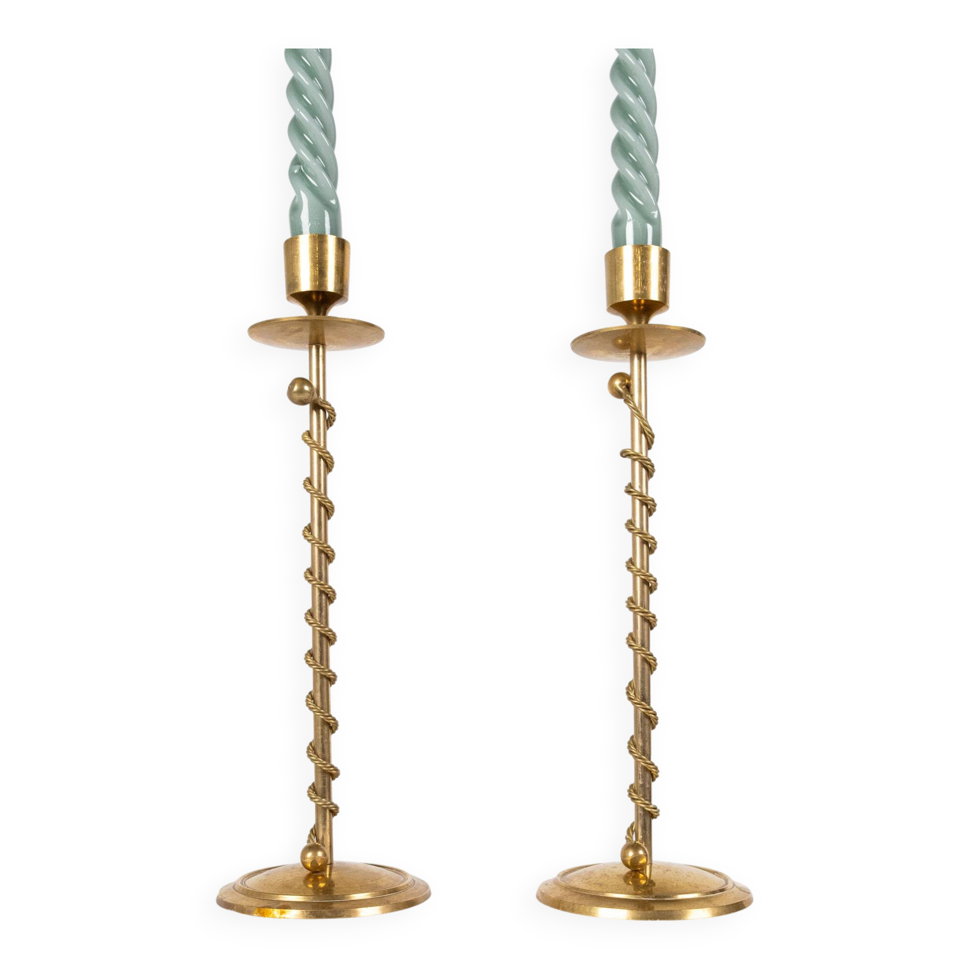 Paire de bougeoirs style Art Deco en laiton