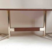 Vintage coffee table from the 1950s in mahogany and metal, with a tabletop width of 110 cm.