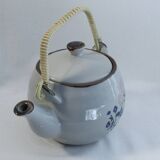 Vintage teapot - floral patterns