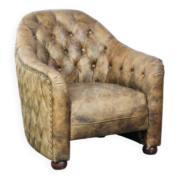 Fauteuil club Chesterfield en cuir de vache unique avec une belle combinaison de couleurs.
