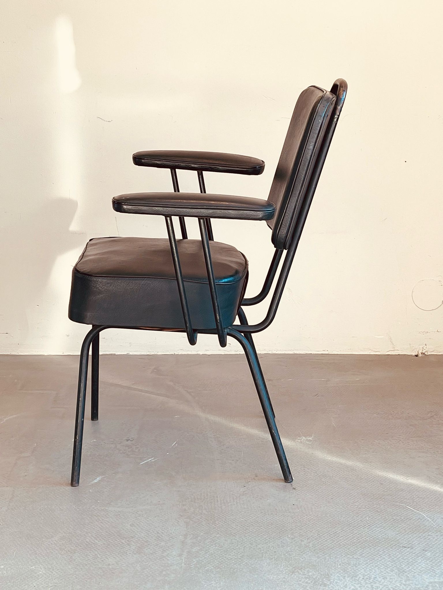 Dining chair