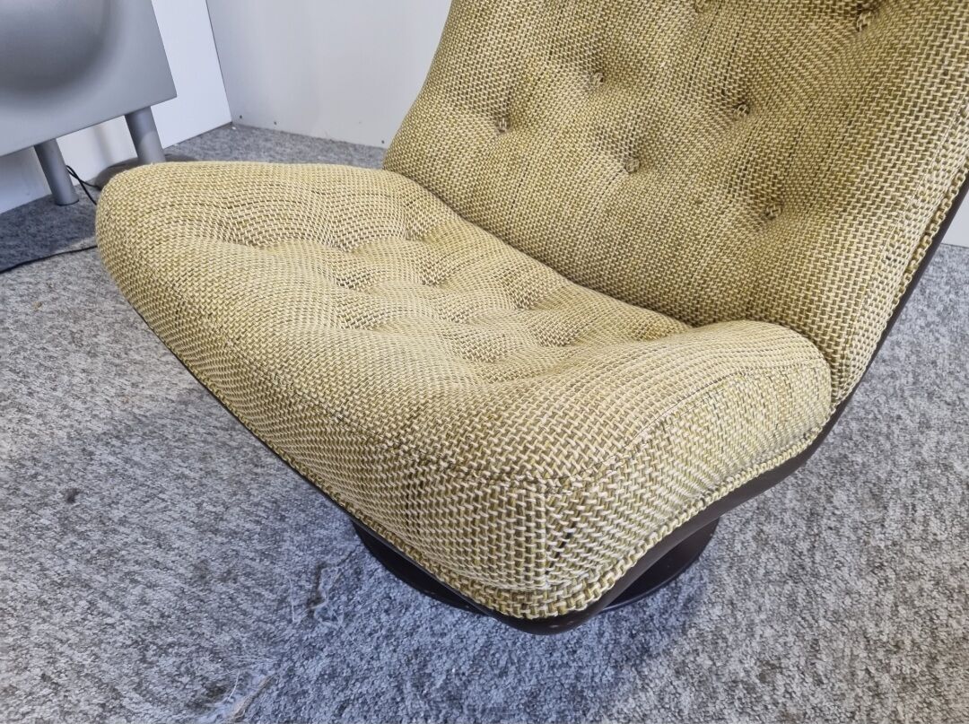 Armchair F975 by Geoffrey Harcourt for Artifort