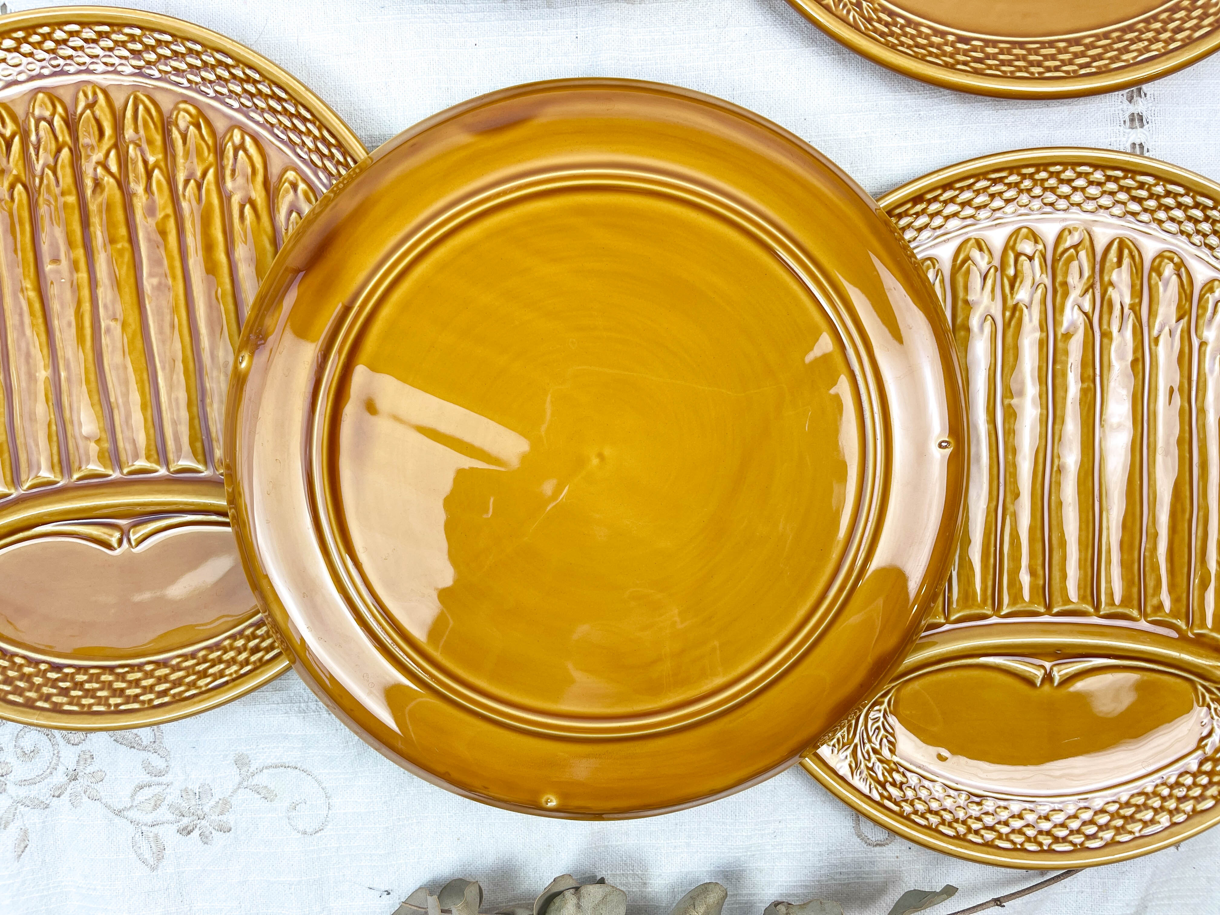 6 asparagus plates in slurry earthenware made in france 1970