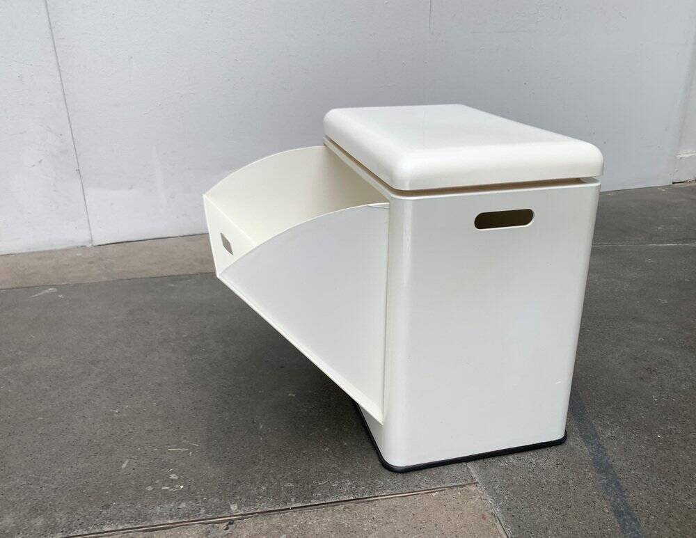 Italian laundry basket from the mid-century space age, 1960s