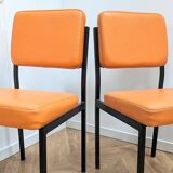 2 vintage leather chairs