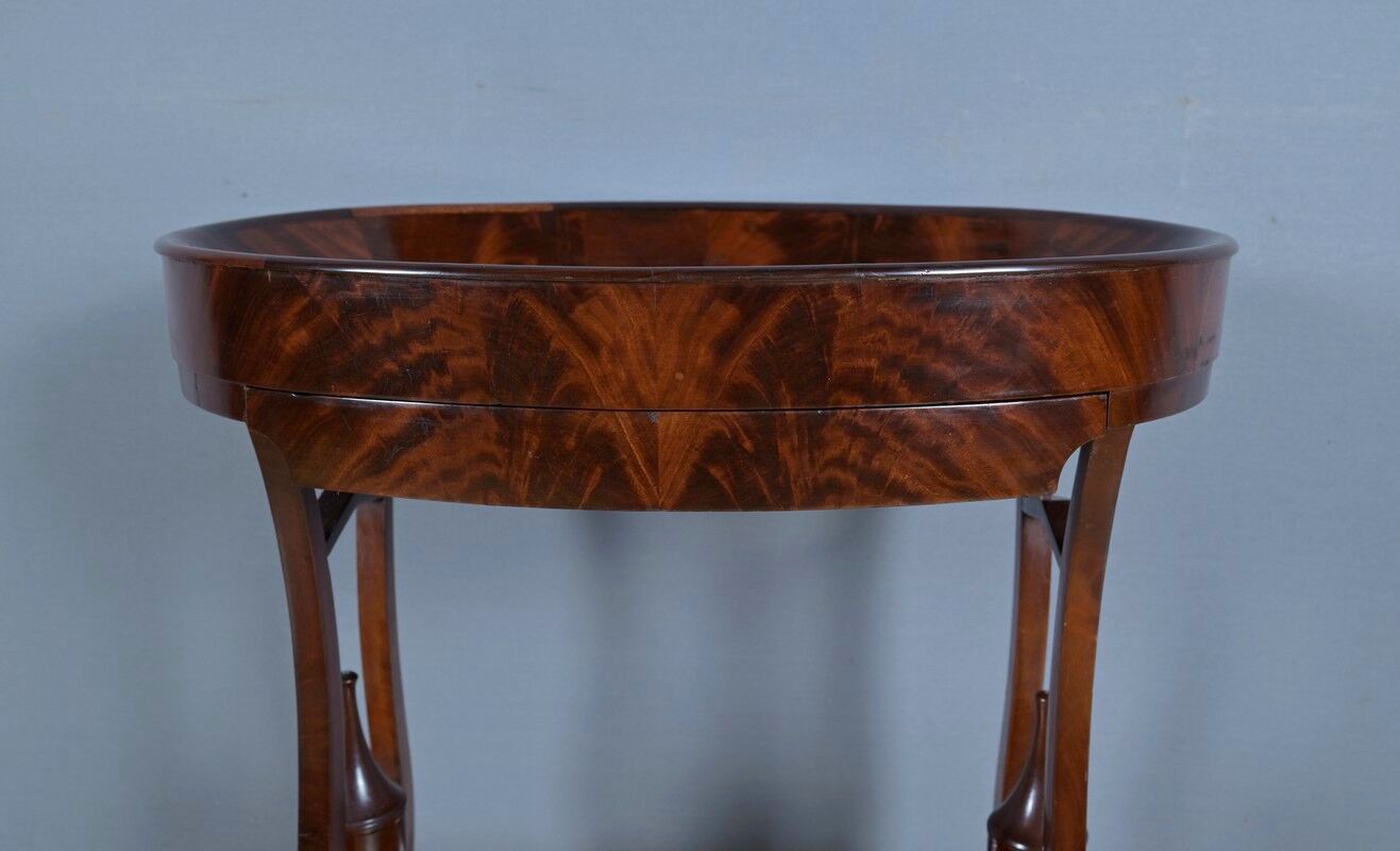 Mahogany burl catch-all table, Empire period – early 19th century