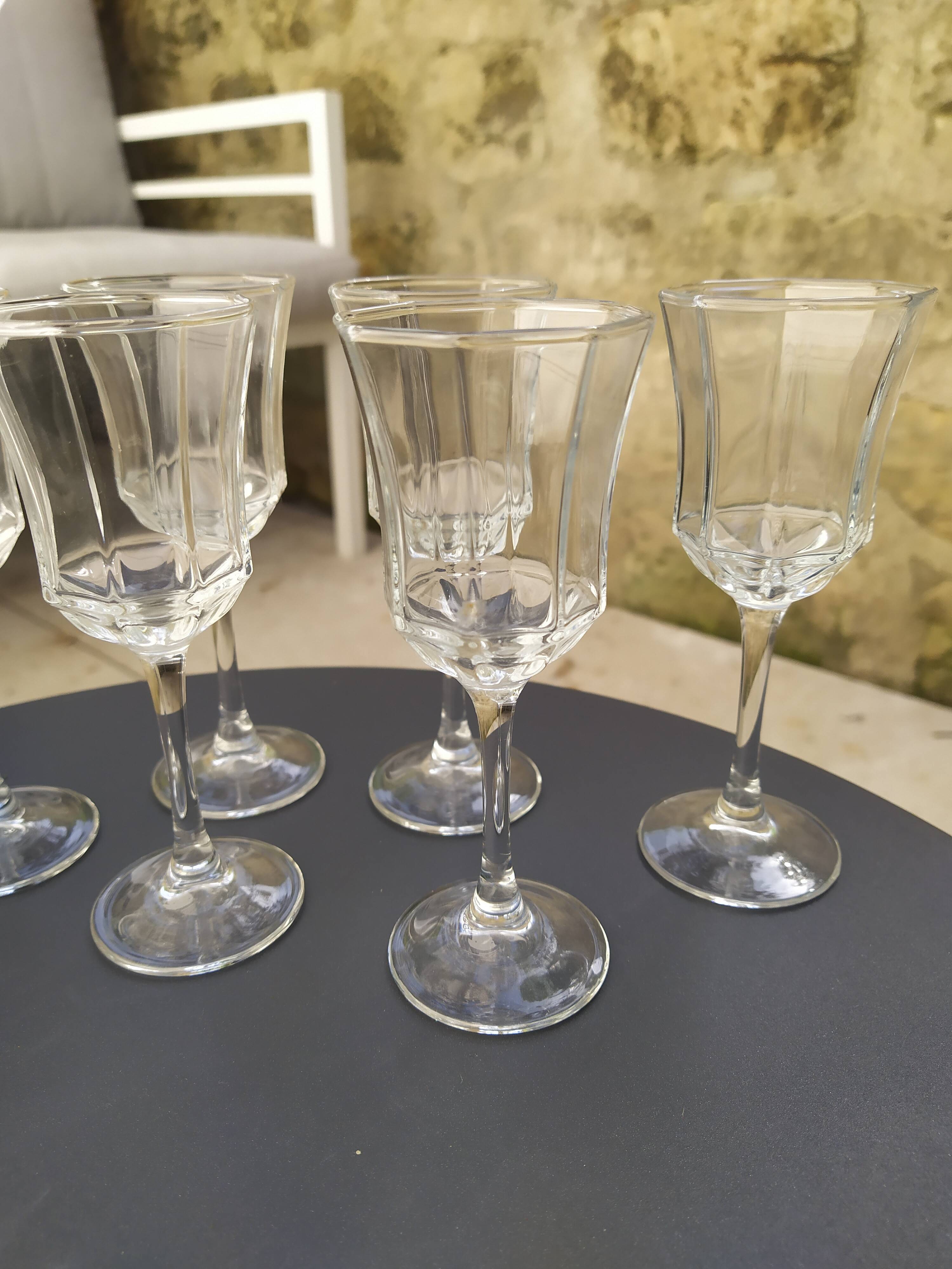 6 Luminarc liquor glasses