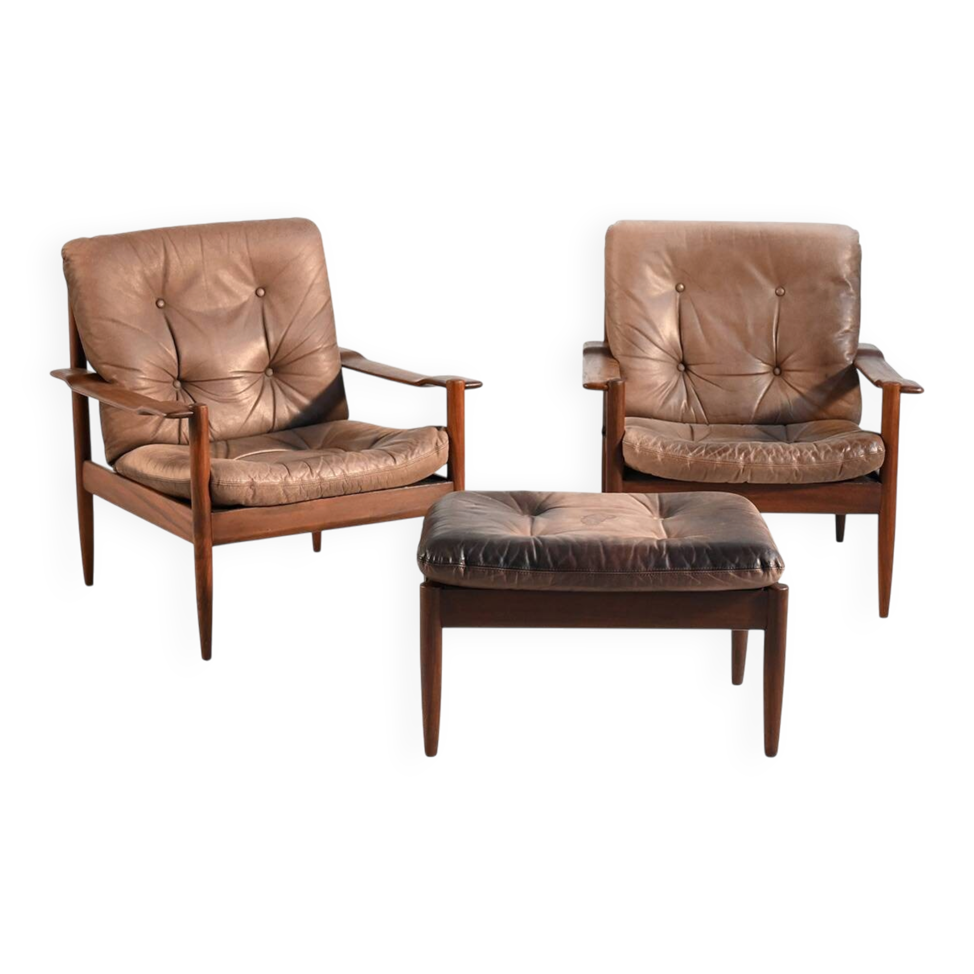 Scandinavian teak and leather lounge set with two armchairs and ottoman