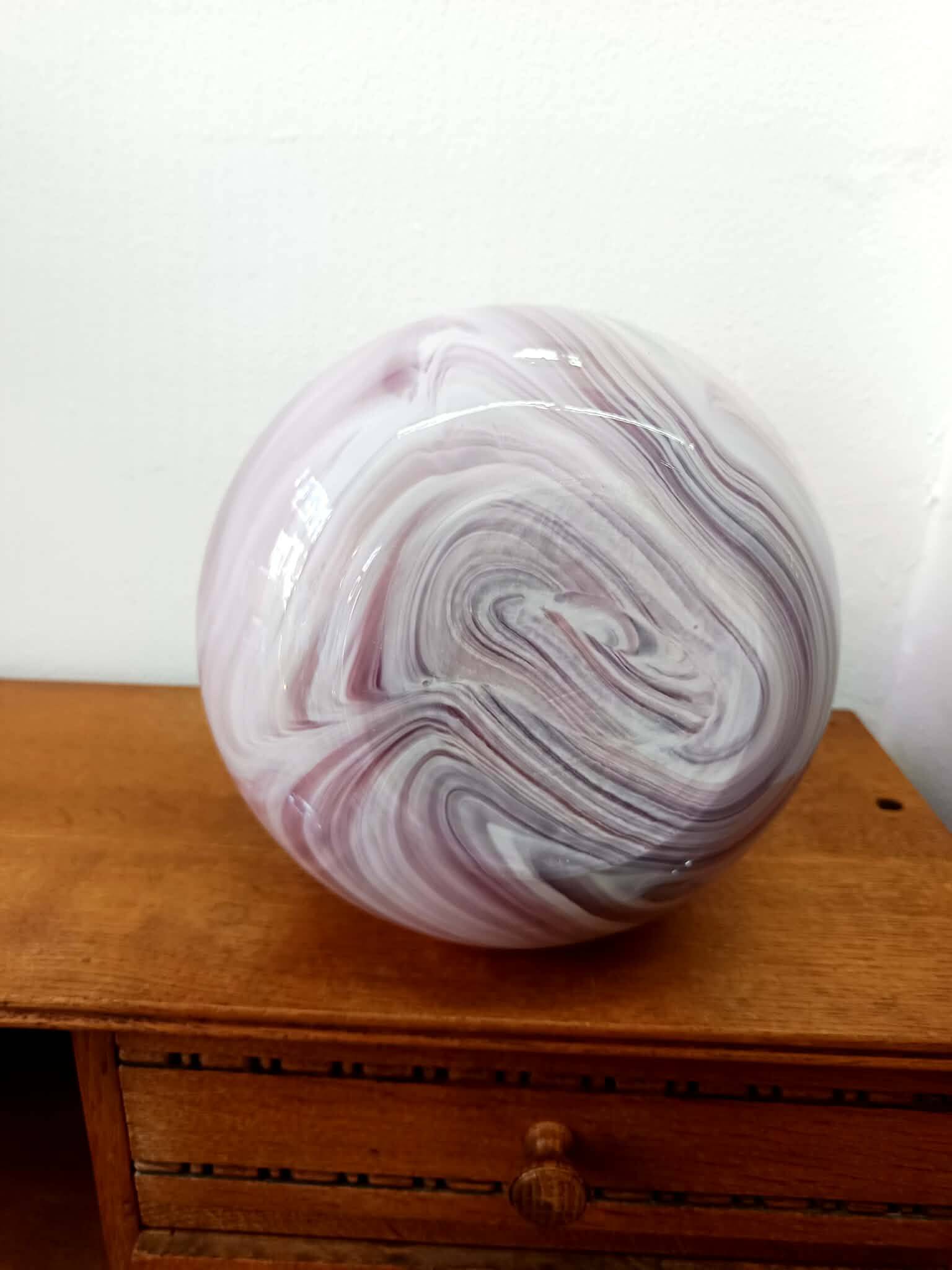 Vintage pink Murano glass vase style