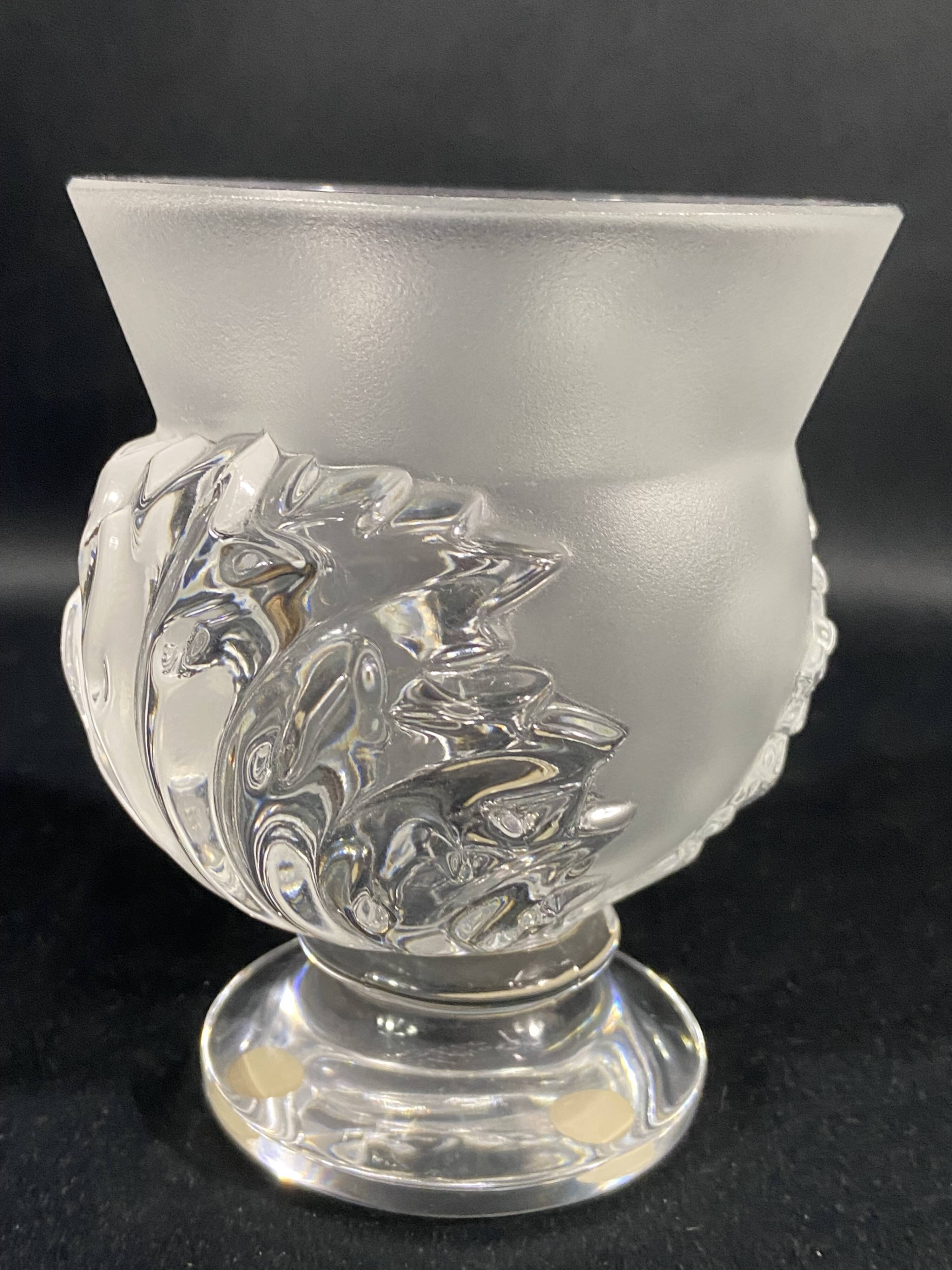 Vase on pedestal with foliage decoration signed lalique saint-cloud, possible pair
