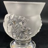 Vase on pedestal with foliage decoration signed lalique saint-cloud, possible pair