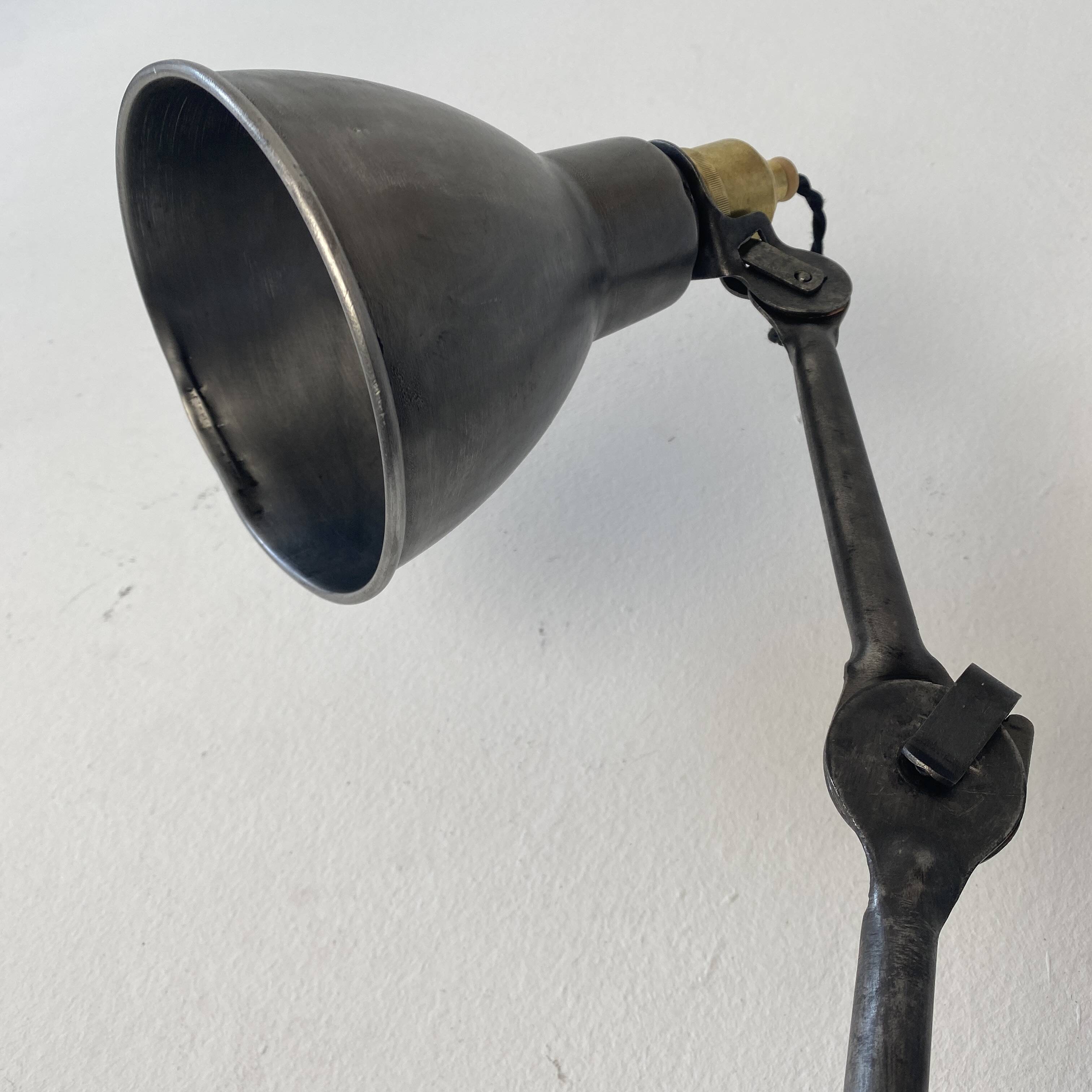 ANCIENNE APPLIQUE  INDUSTRIELLE LAMPE GRAS RAVEL N° 202