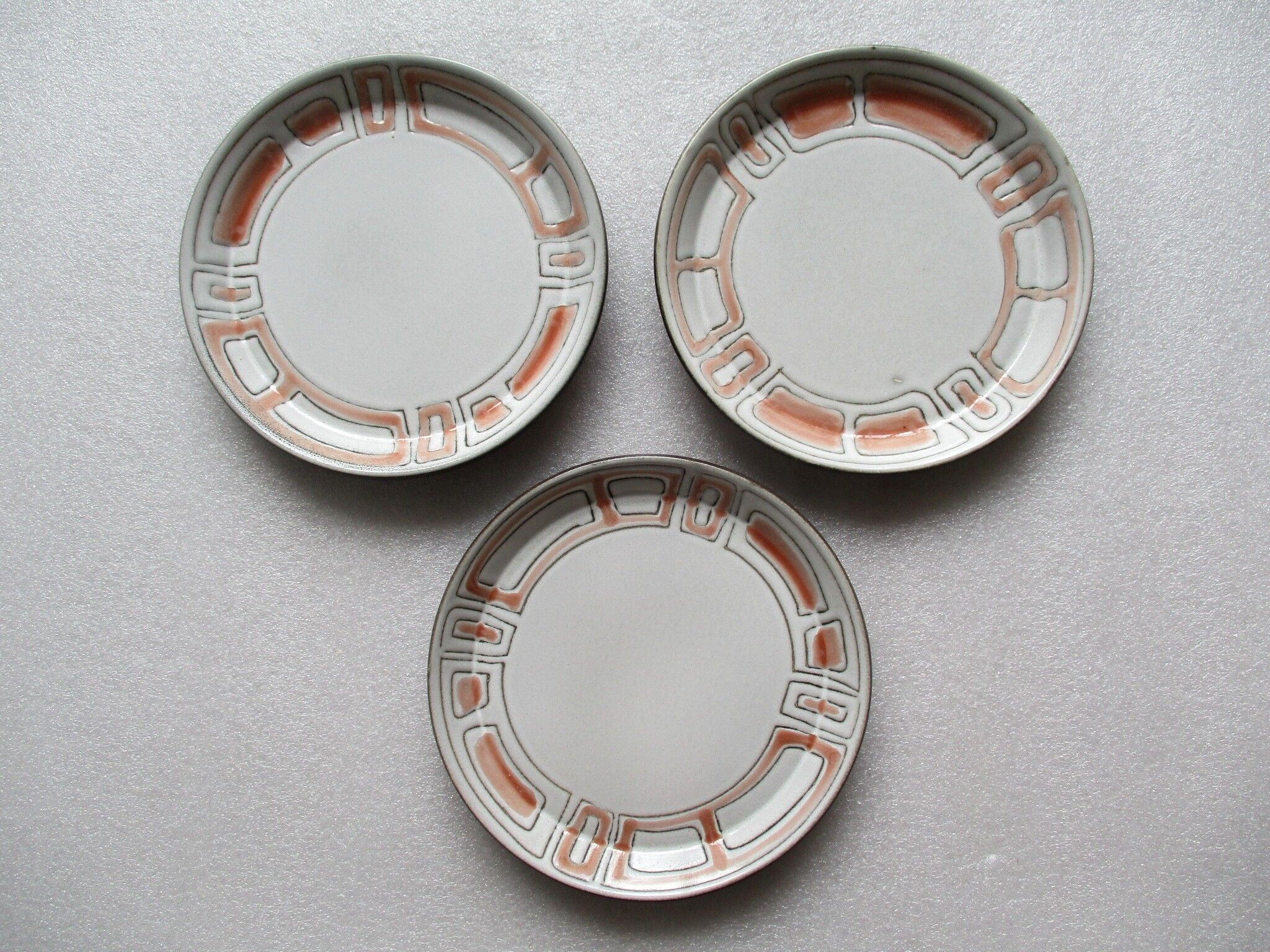 Set of 10 niderviller glazed stoneware plates