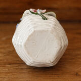 Vase soliflore en barbotine