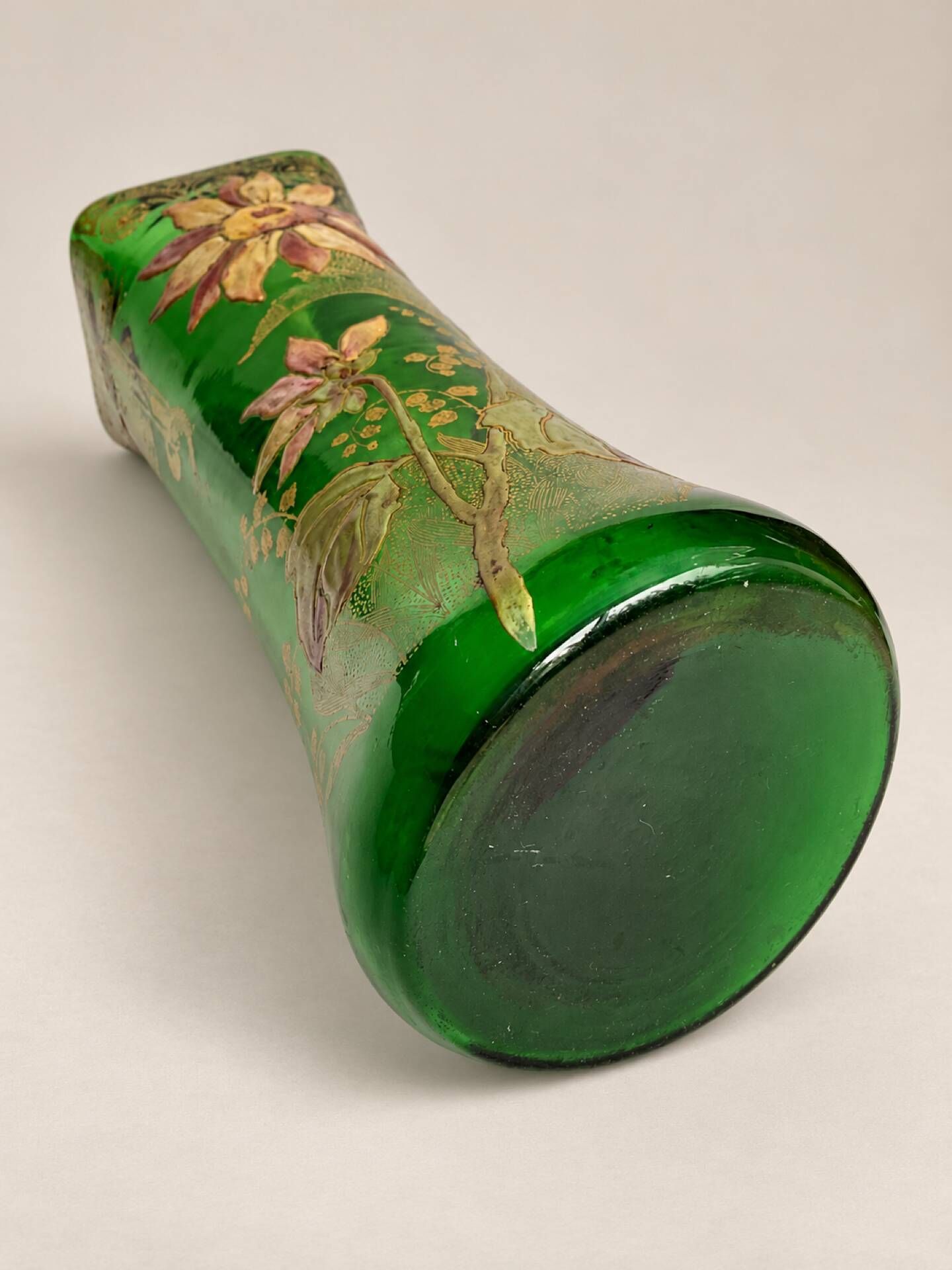 Legras Montjoye vase model Belfort Art Nouveau circa 1900