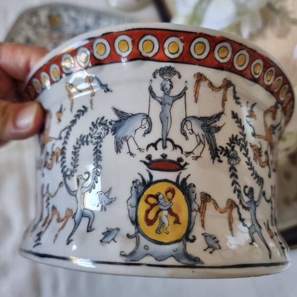 Ensemble assiette ou plateau et jardinière Toussi Court, peints à la main