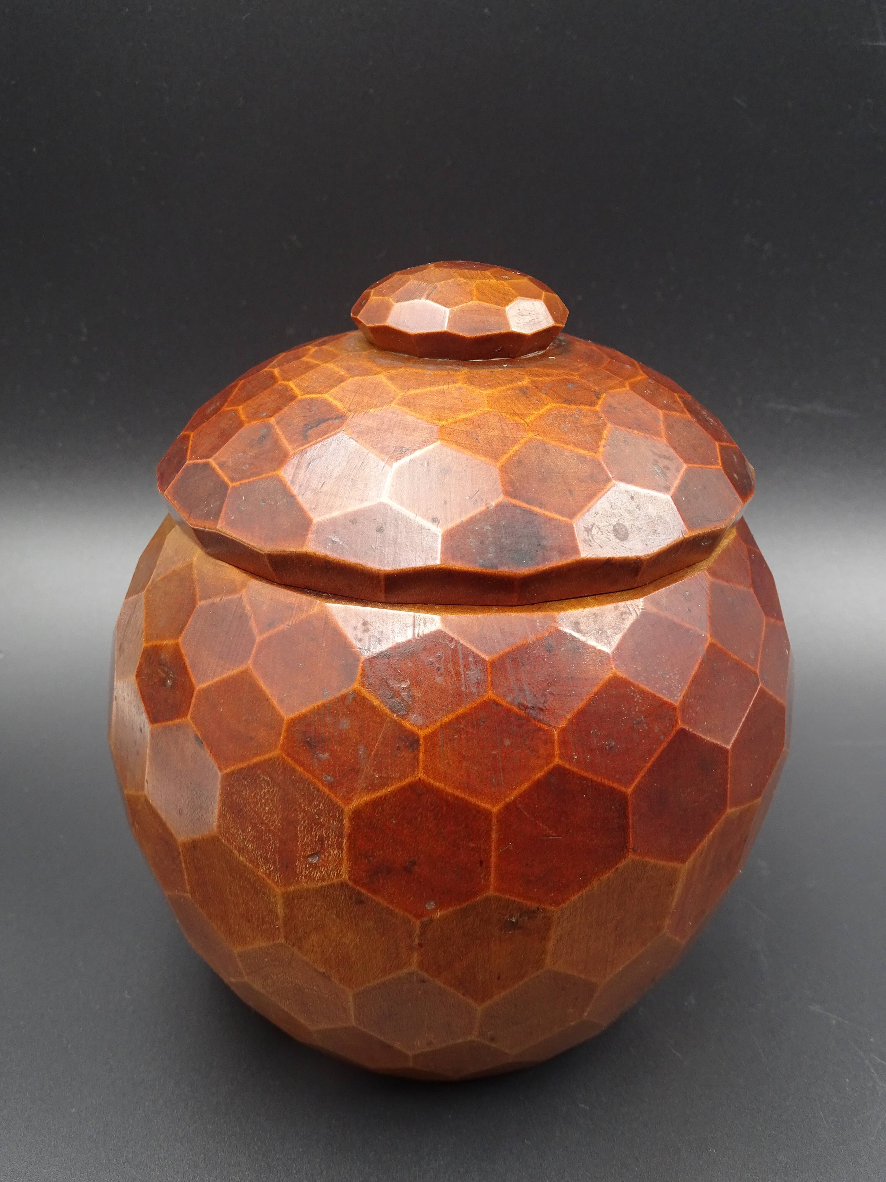 Wooden box- Decoration of cut sides - circa 1950