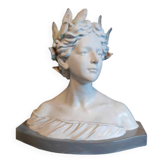 Art Nouveau bust