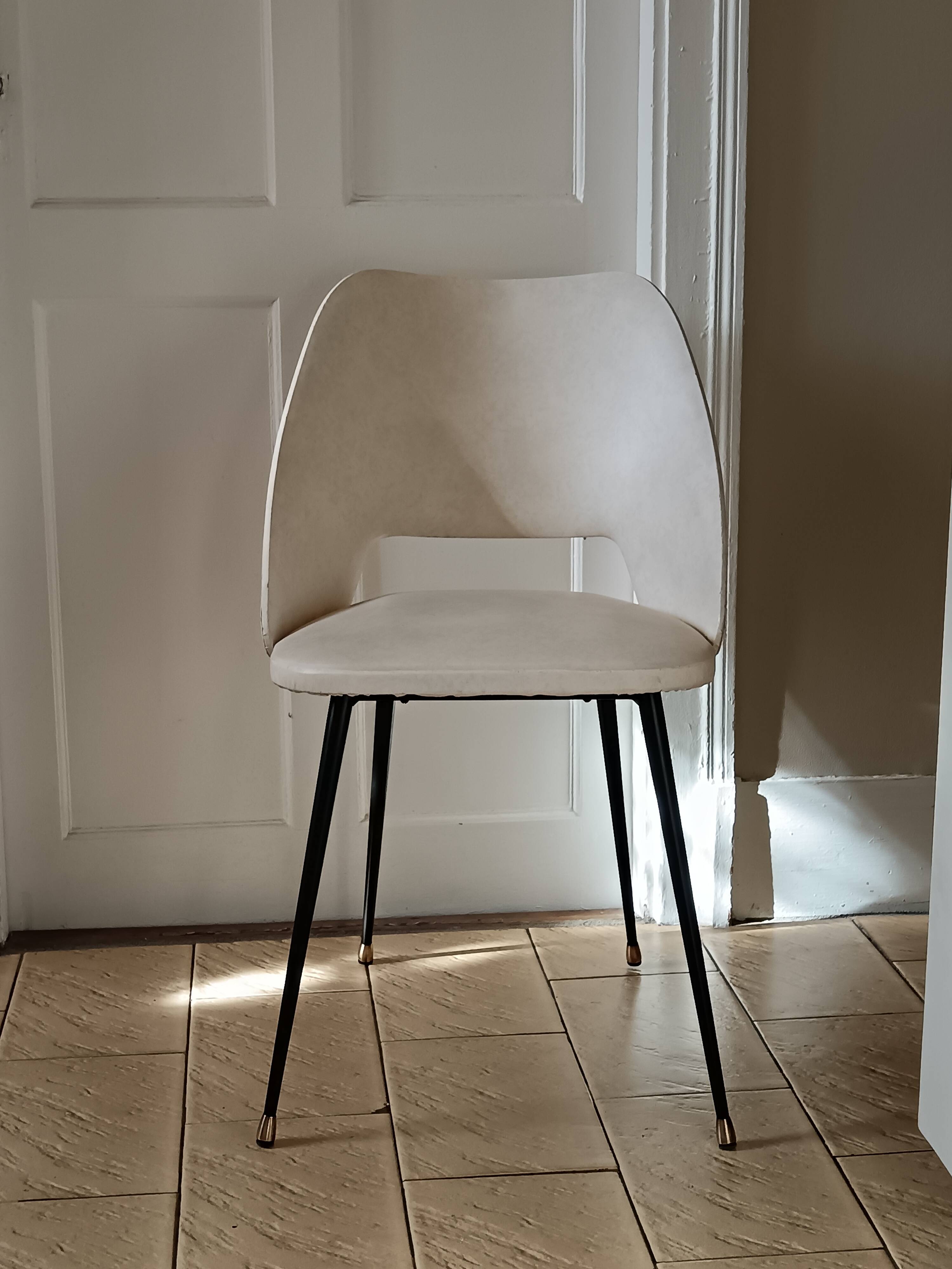 Vintage barrel chair 1950