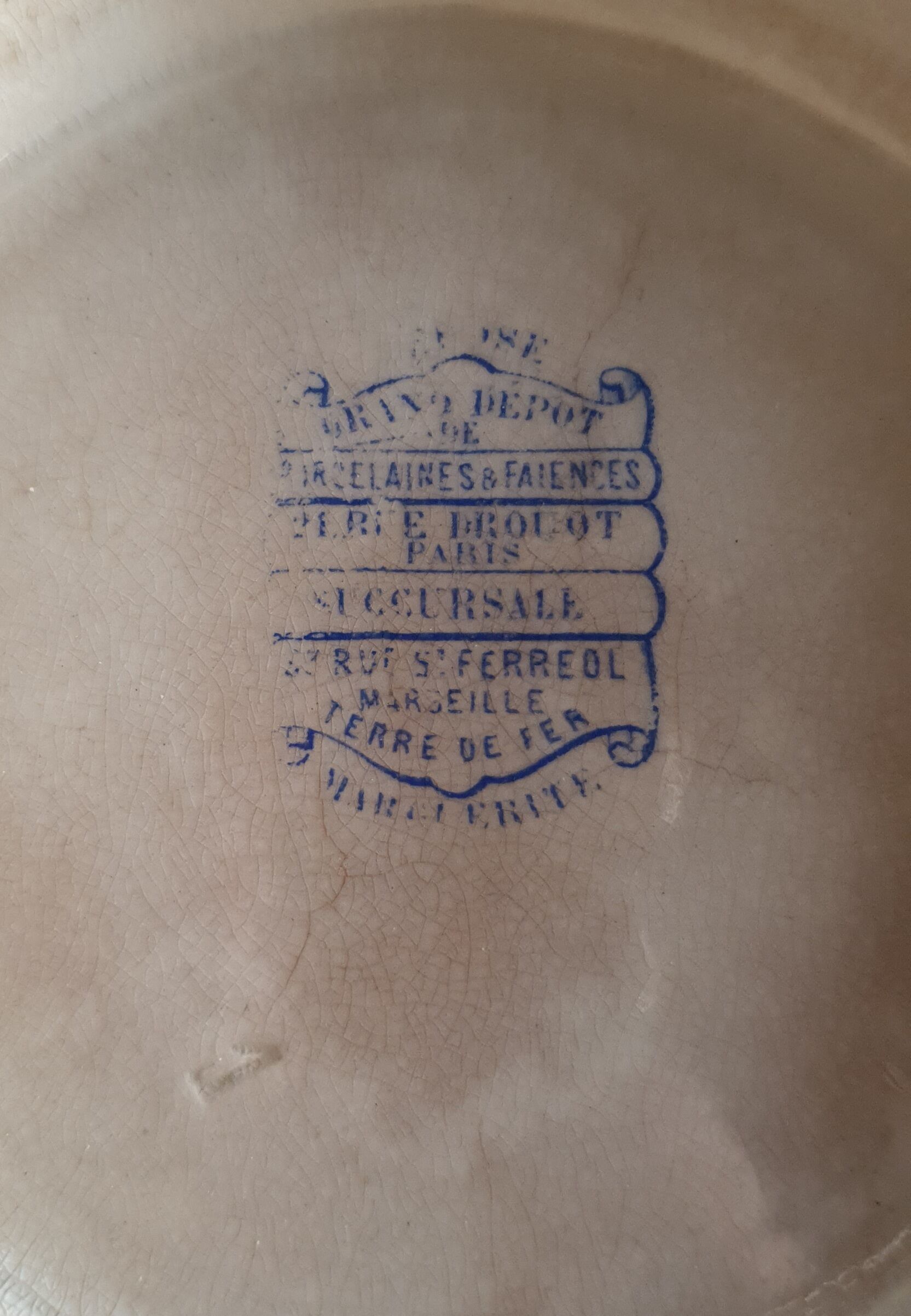 Iron Earth Salad Bowl