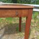 Bureau table des années 50 Art Déco tiroir en façade