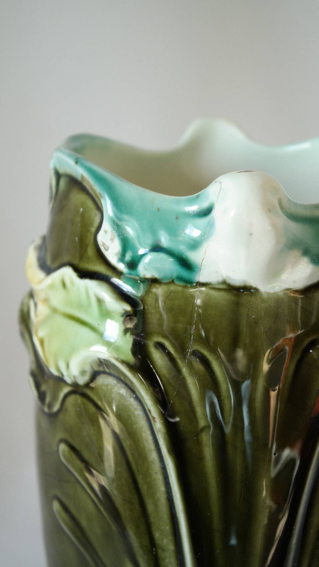 Vase barbotine 1900 GUSTAVE BRUYN