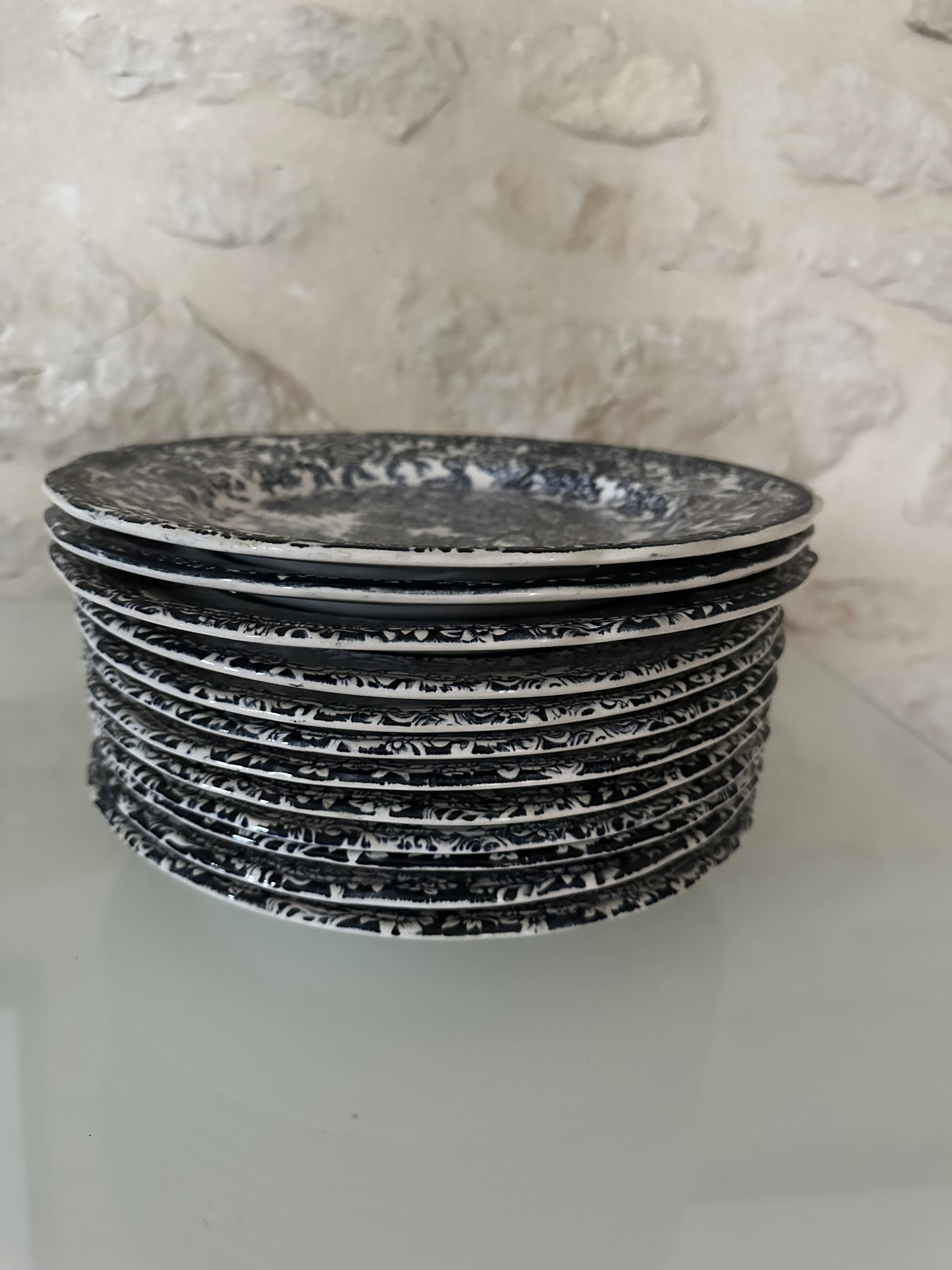 Blue porcelain plate