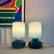Paire de lampes de chevet "Space Age" en verre bleu, 1980