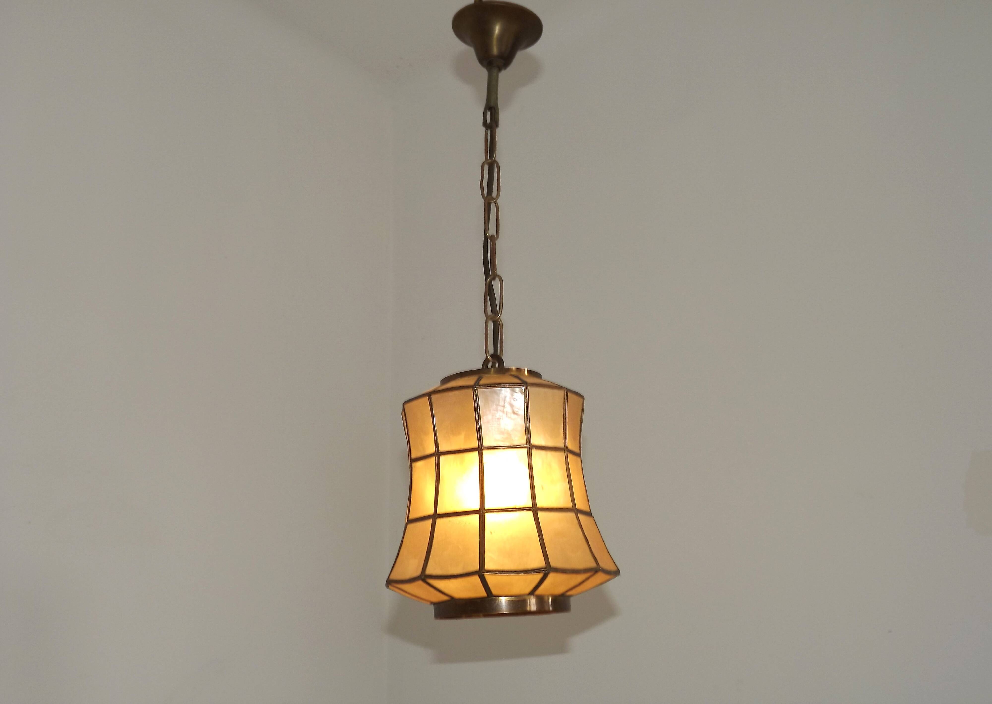 French Vintage Capiz Shell Hanging Pendant Light in Brass Metal and Copper