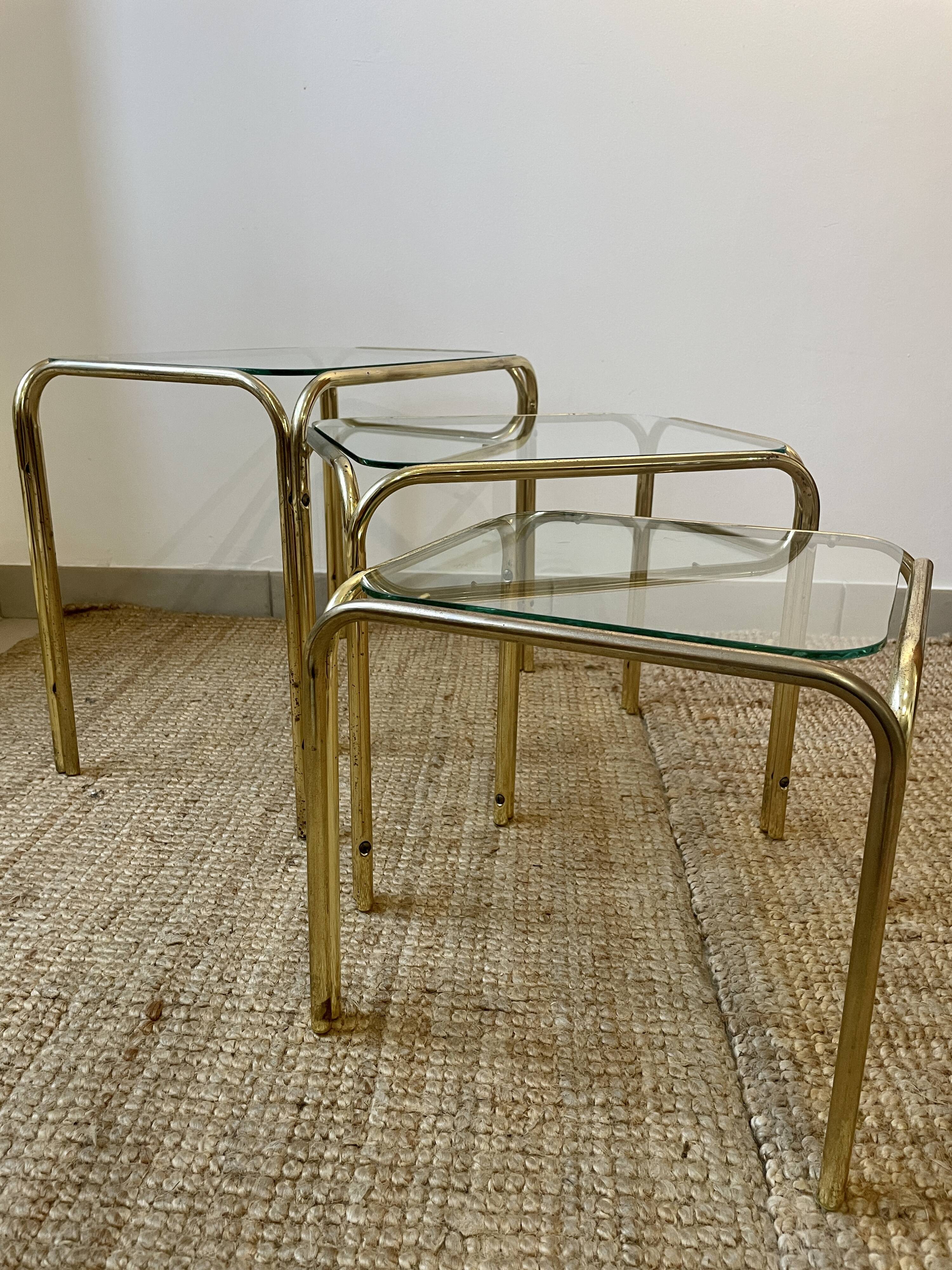 Set of 3 glass nesting tables