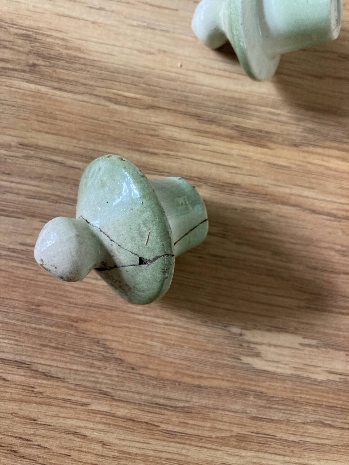 Dish and poppy flower vinegar