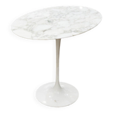 Round pedestal table in aluminium marble and white Rilsan Eero Saarinen (1910-1961), Edition Knoll