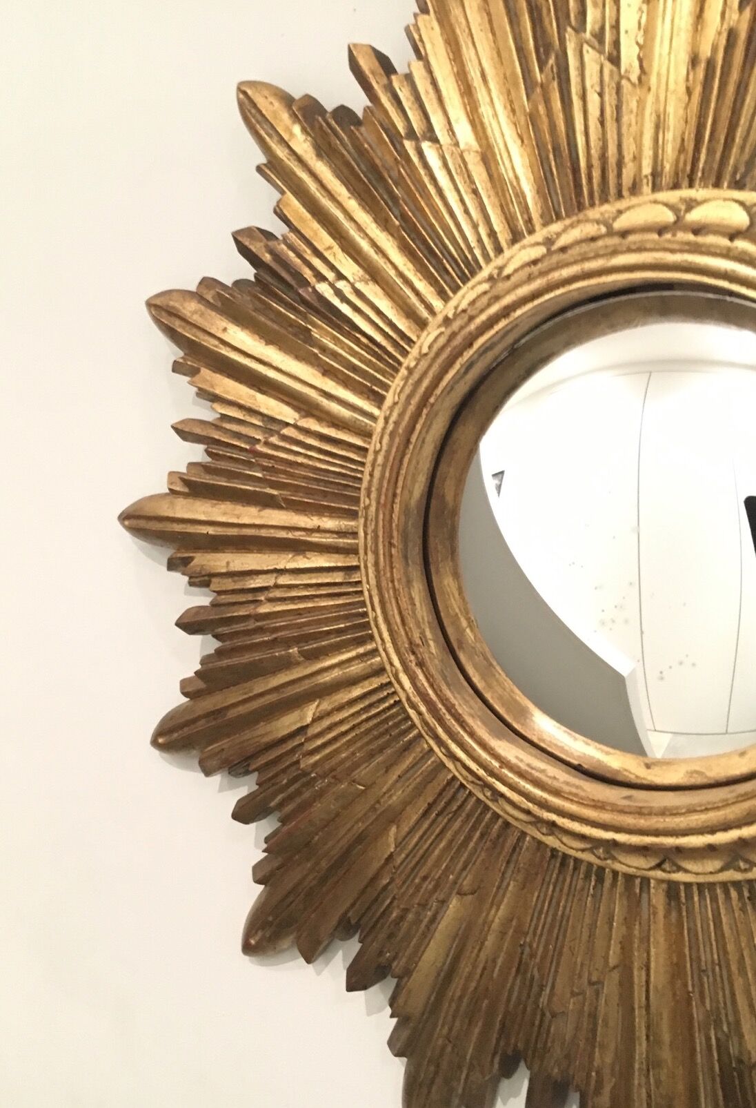 Mirror convex Sun resin.