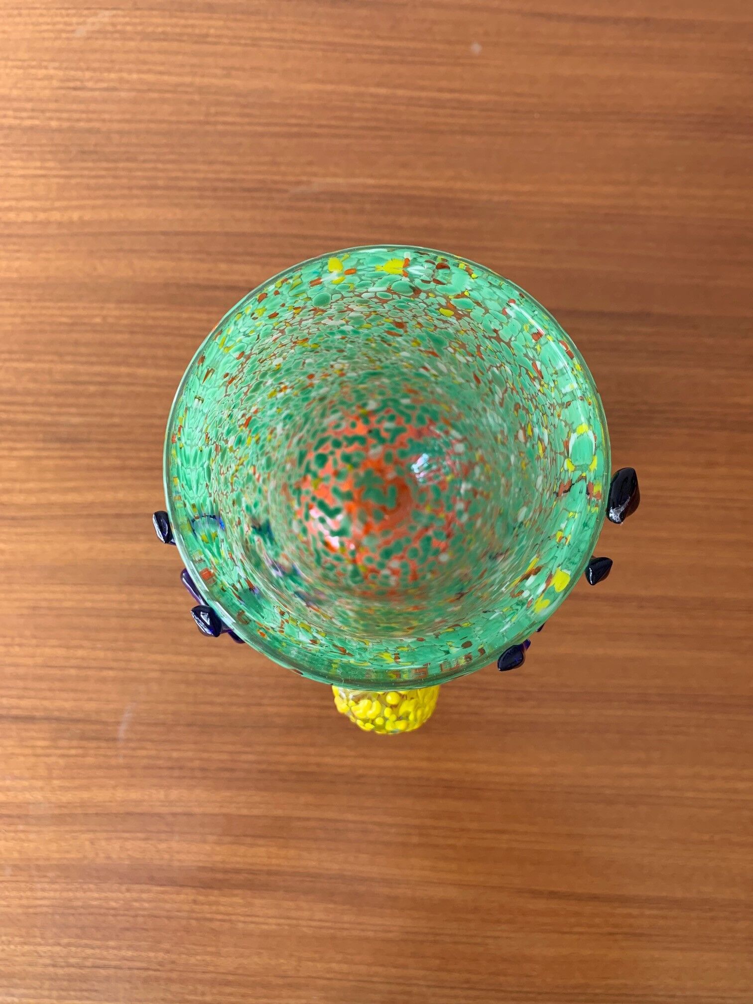 Vase face glassware polichrome