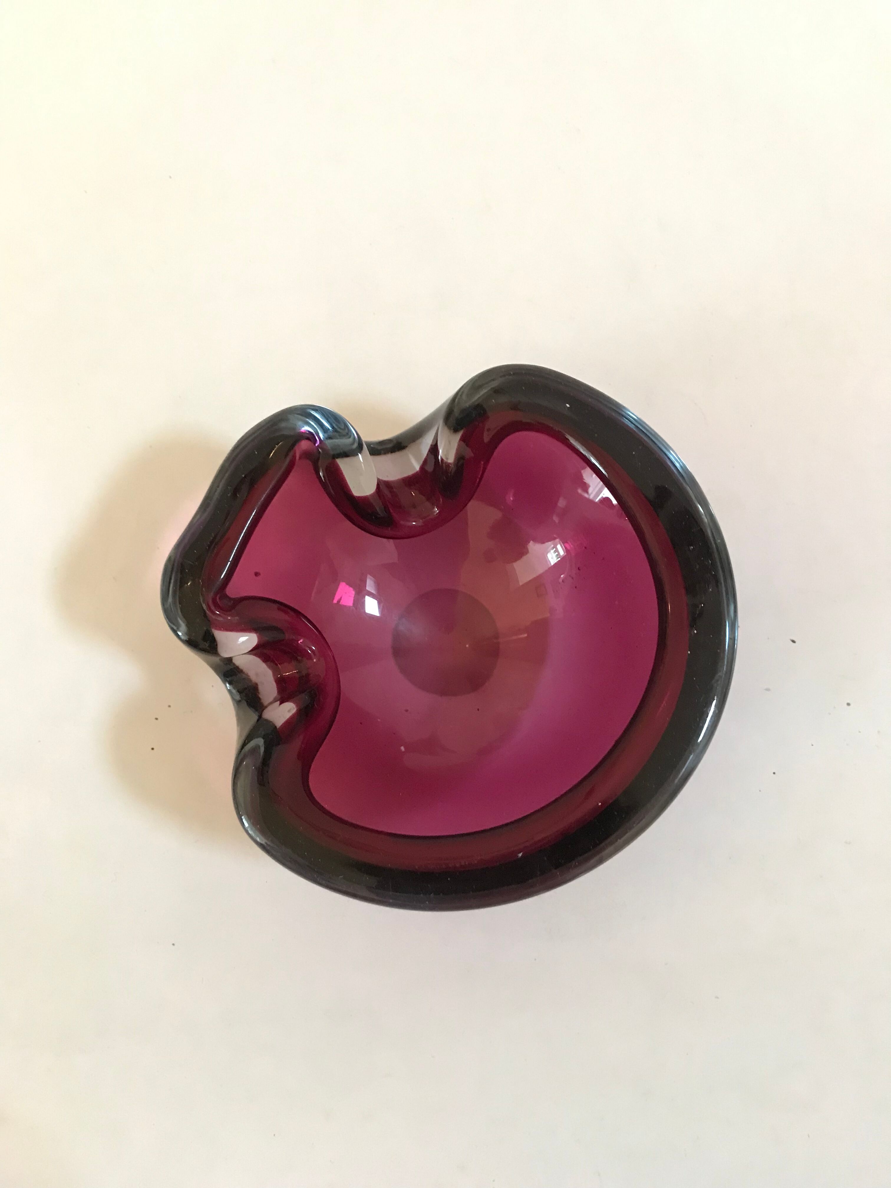 Sommerso ashtray lined pink