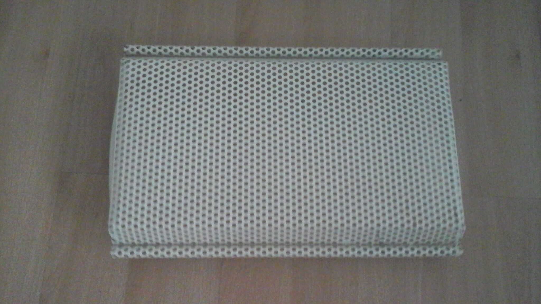 Metal perforated plate