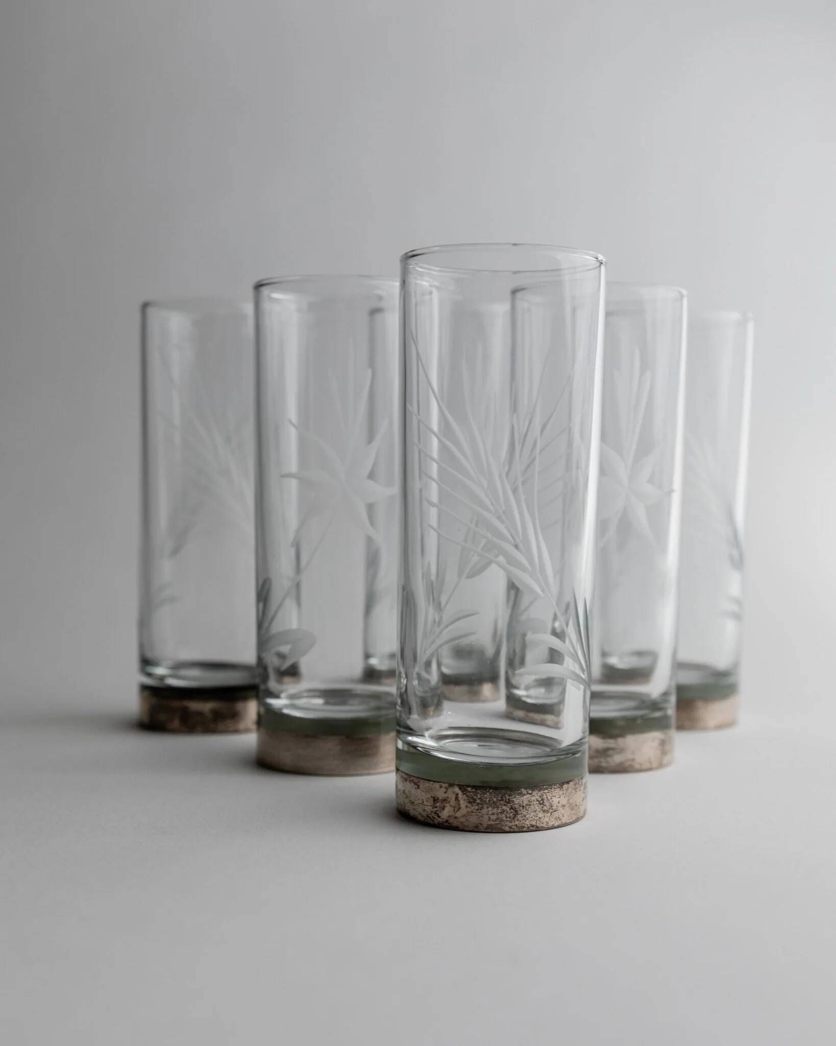 Lot of 6 drinking glasses - silver base, engraved wheat and floral decoration - Italy 1960s
