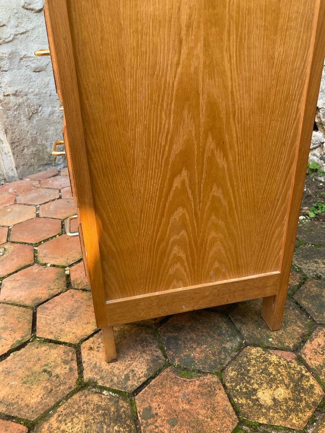 Vintage chest of drawers with compass feet