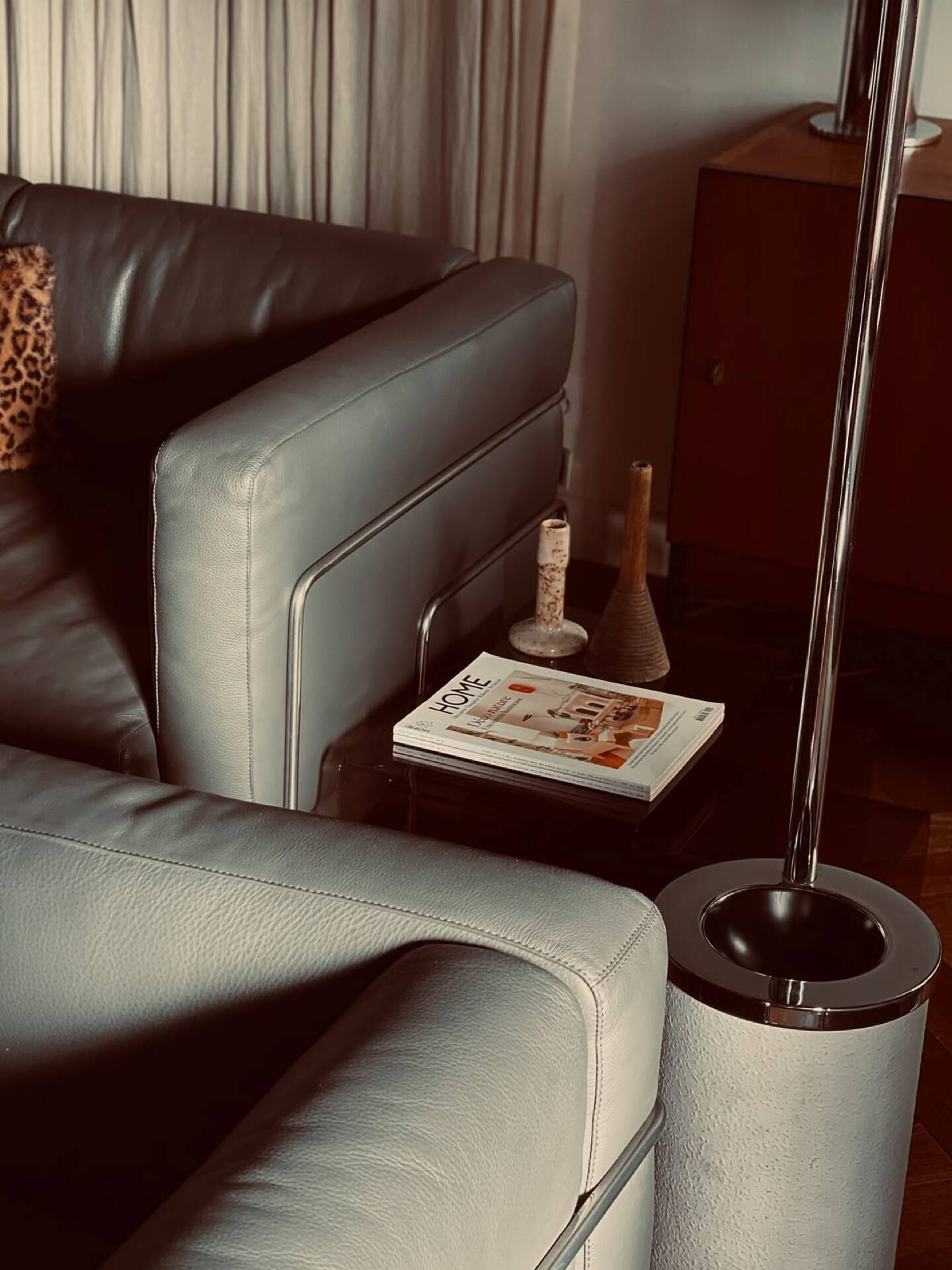 Fauteuil cuir gris pen club steiner désigné 1970