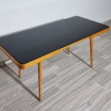 Table basse par Jiri Jiroutek