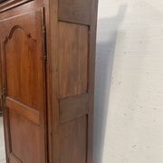 Bonnetière de style Louis Philippe en merisier massif XIX siècle