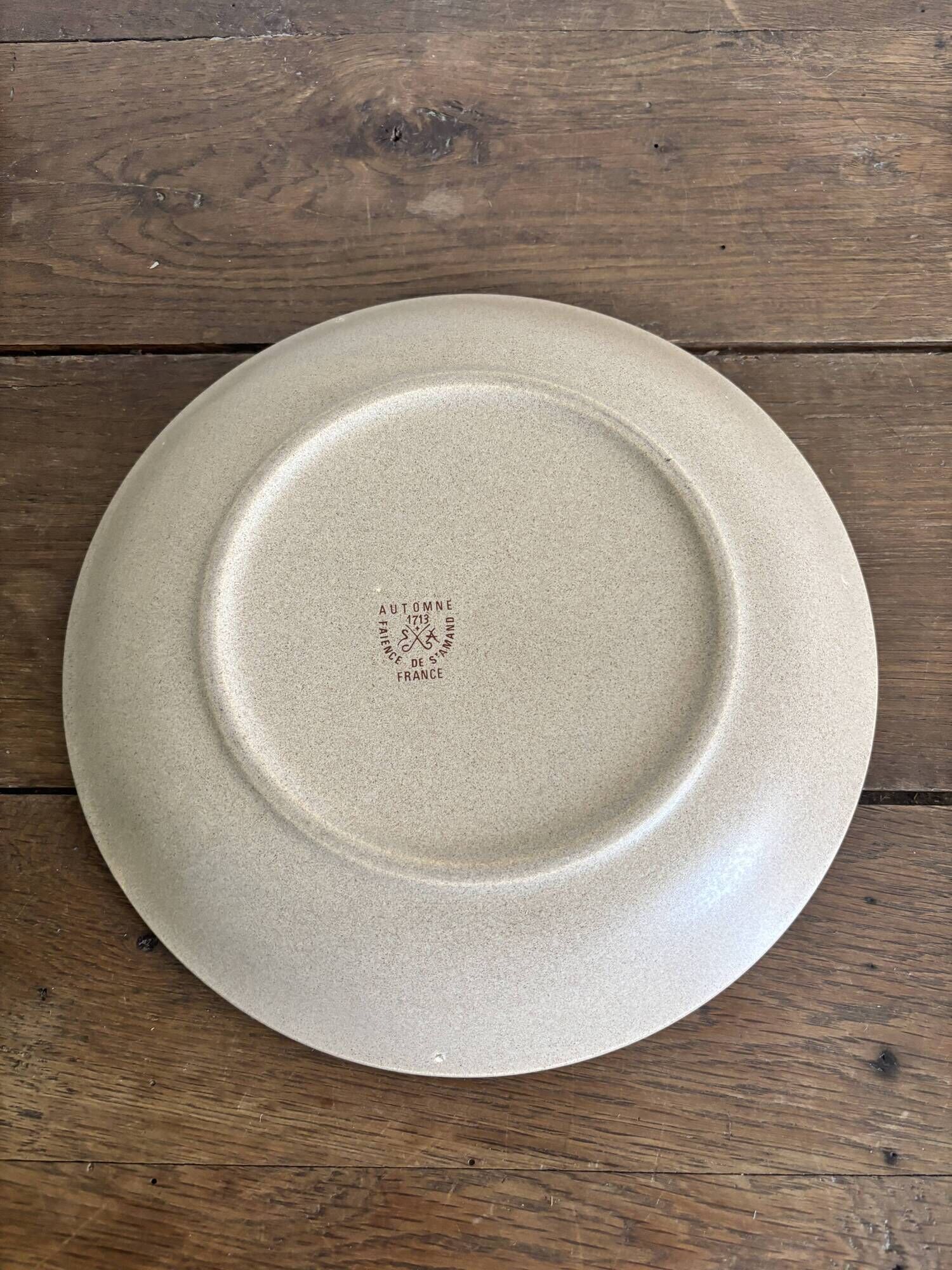 Vintage Autumn tableware from Saint-Amand – 16 pieces