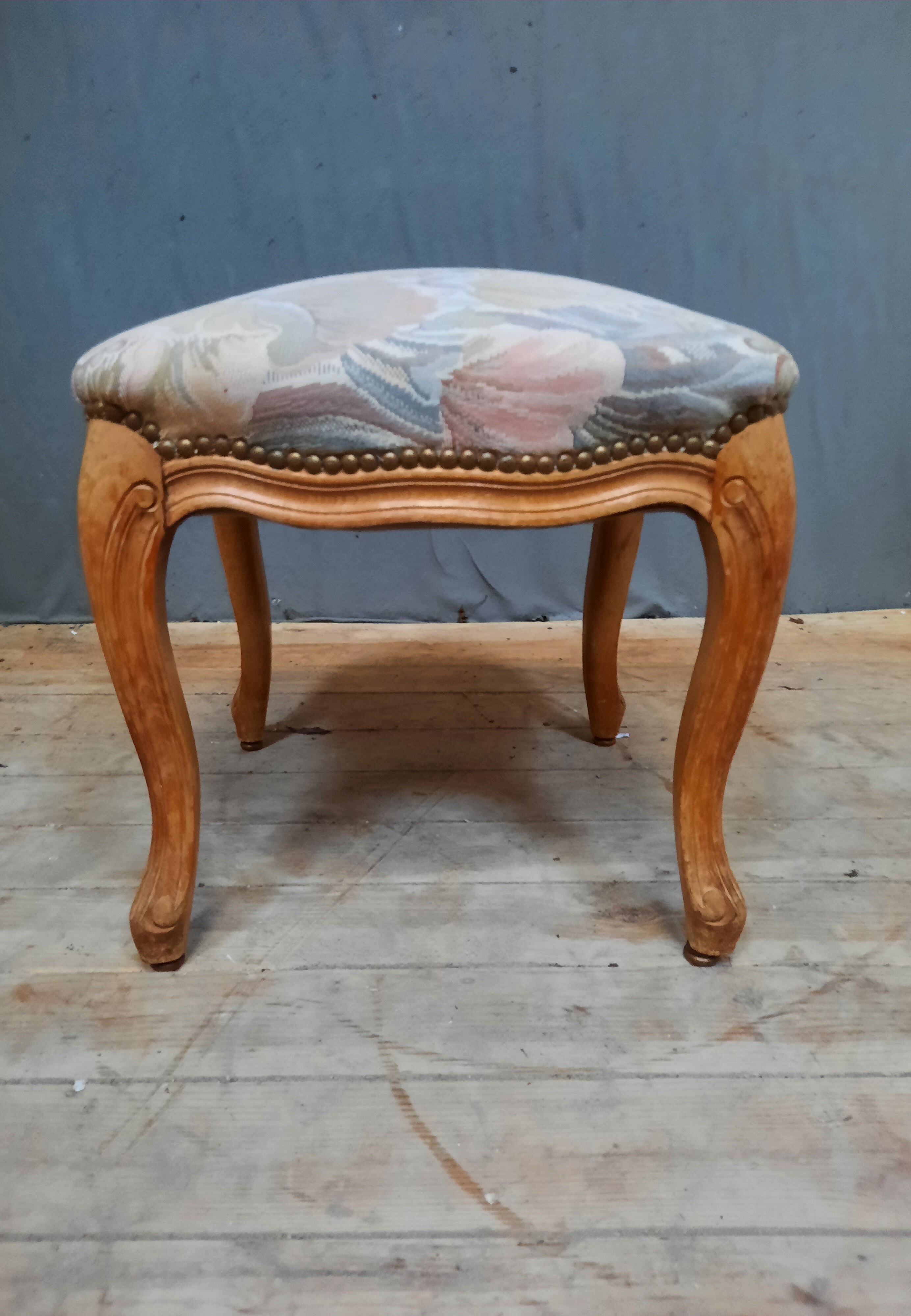 Louis XV style ottoman