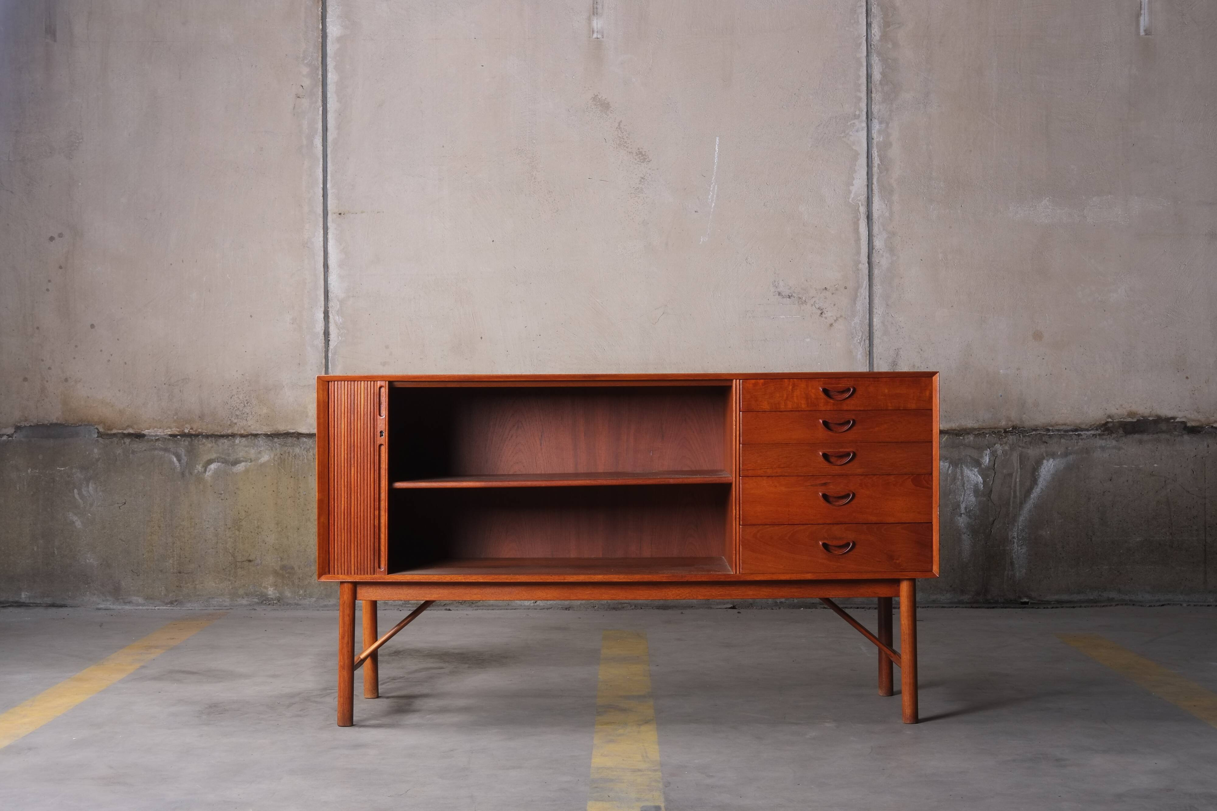 Peter Hvidt & Orla Mølgaard Nielsen sideboard