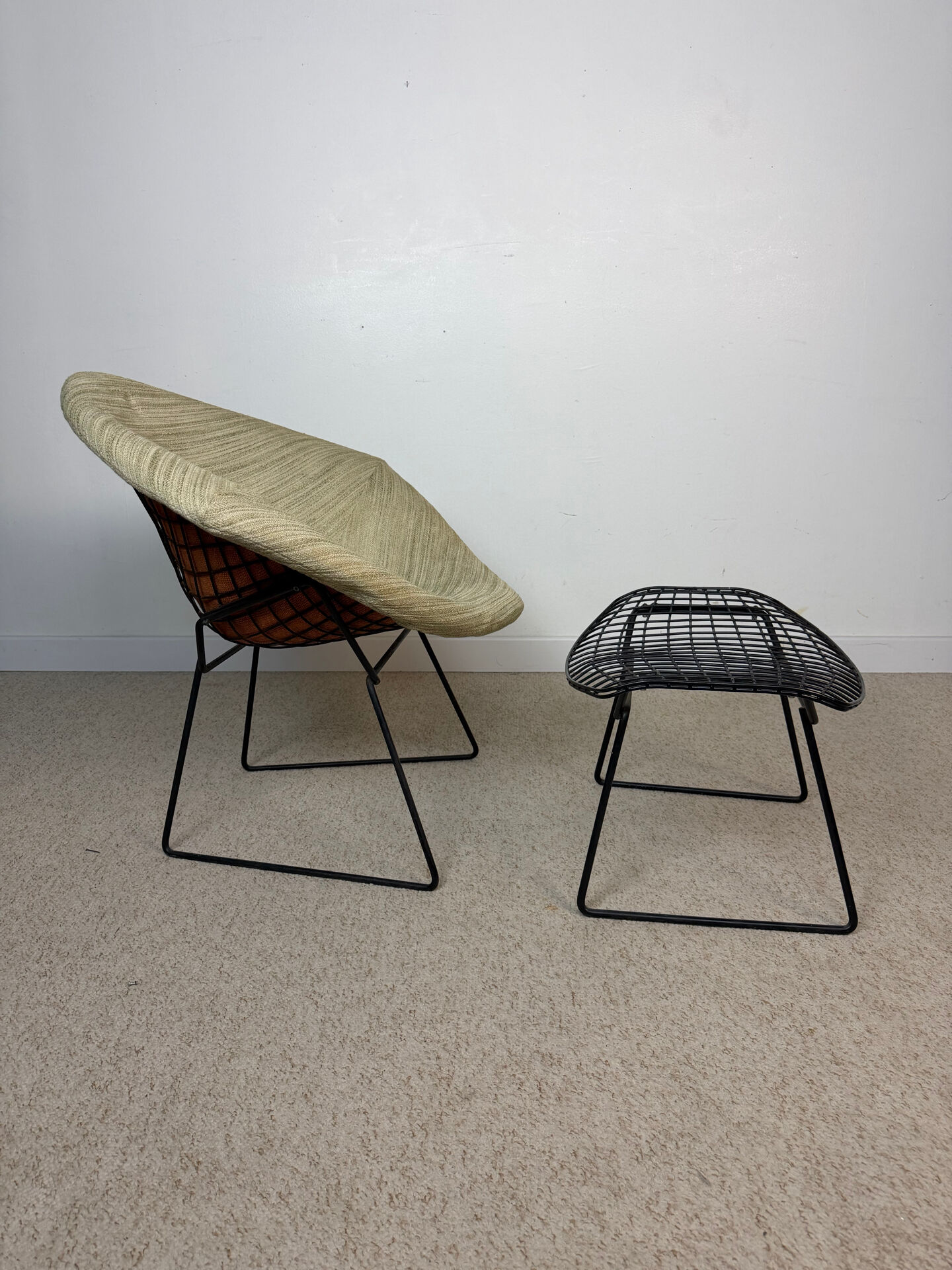 Diamond chair & ottoman by Harry Bertoia for Knoll