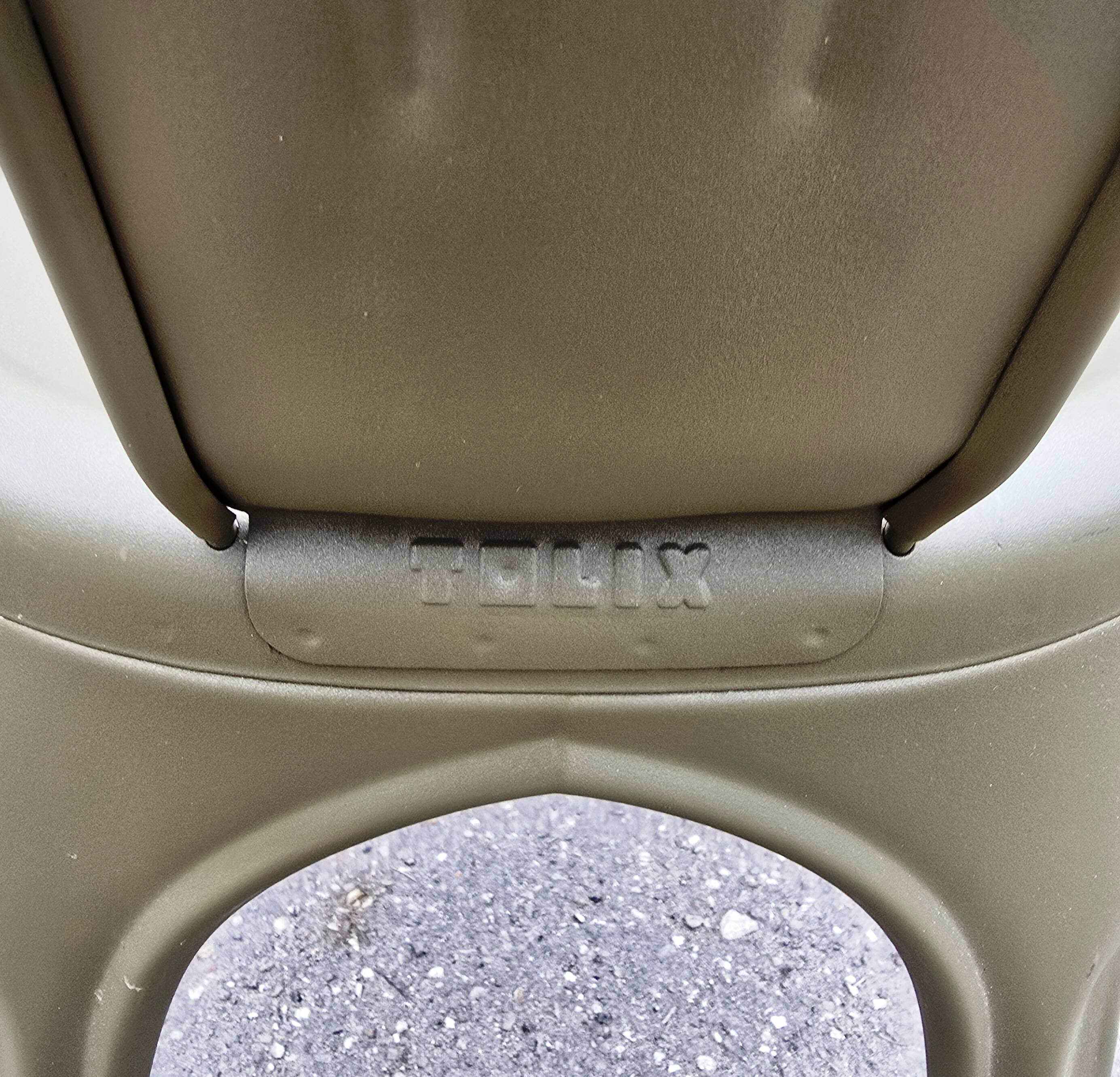 Suite de 6 chaises de jardin Tolix