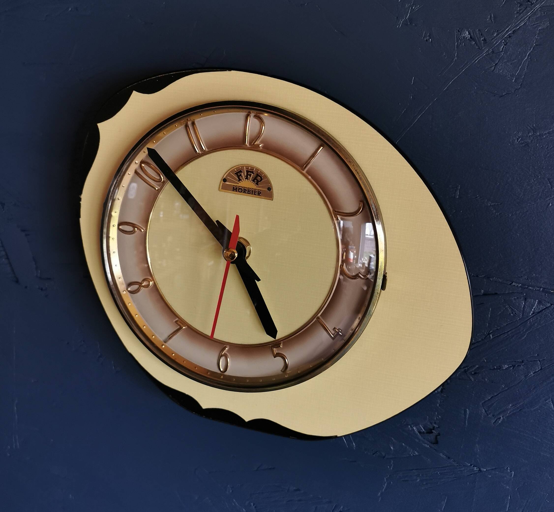 Vintage formica clock silent asymmetrical wall pendulum "FFR Morbier yellow black"