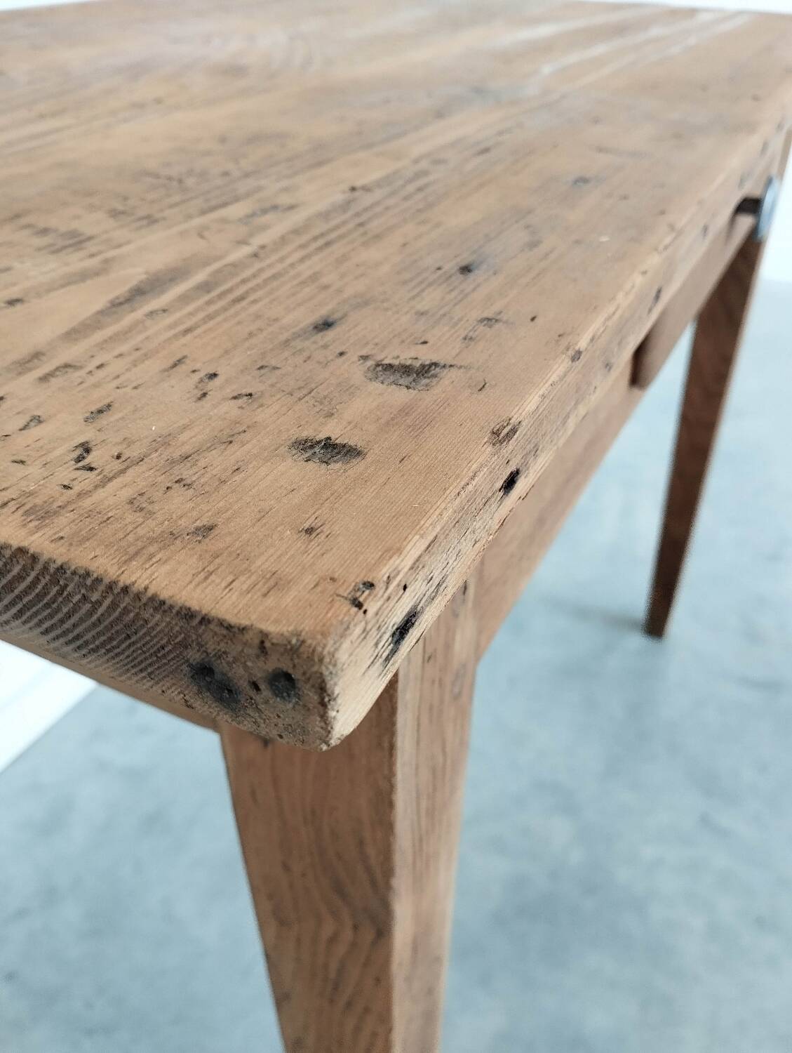 Farmhouse table