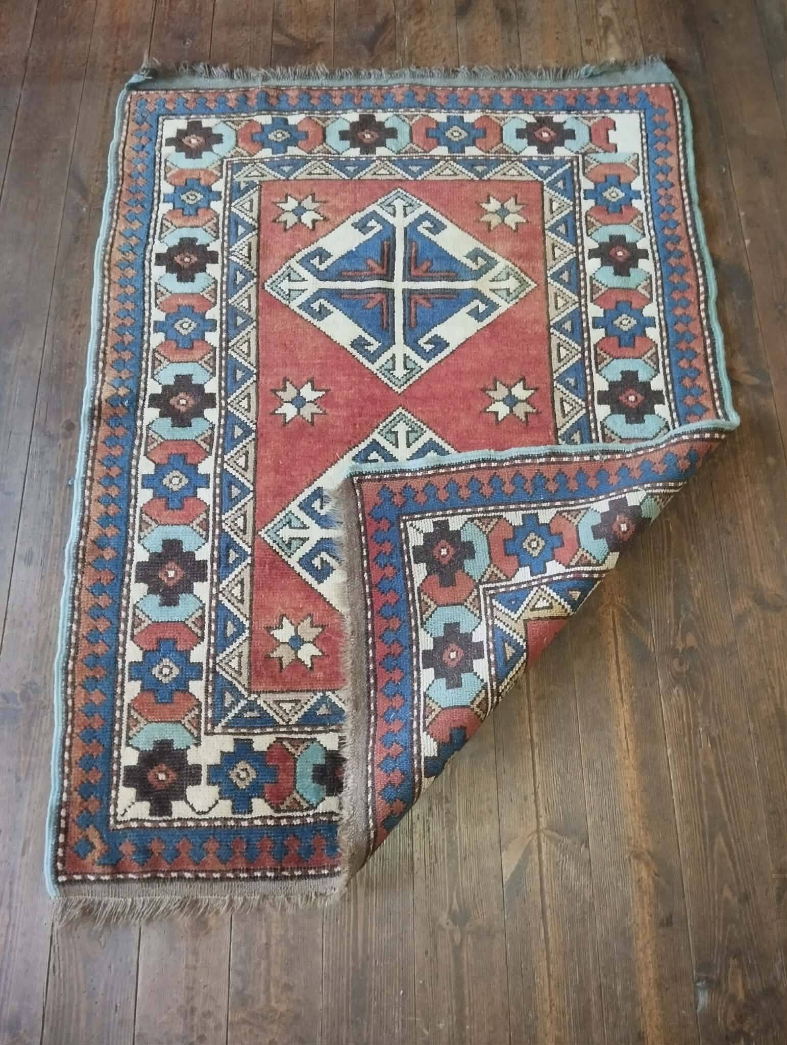 Handmade Anatolian carpet Kars 136x100cm
