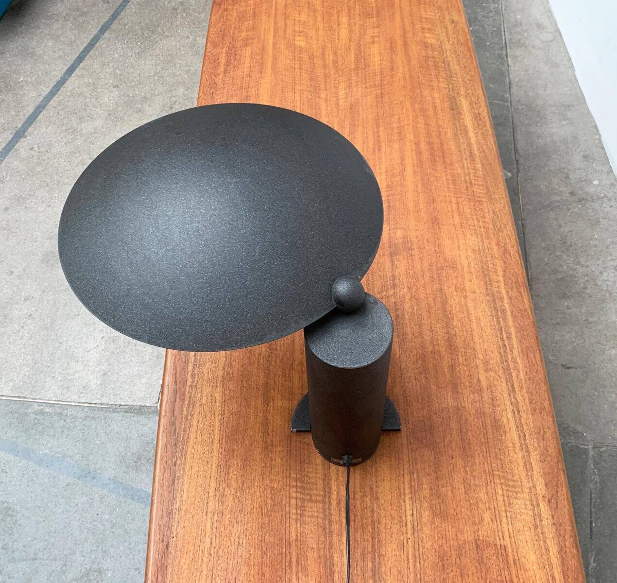 Postmodern Italian table lamp Washington by Jean Michel Wilmotte for Lumen Center Italia, 1980s.